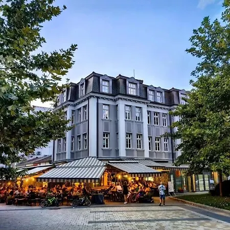 Splendid Otel 2*